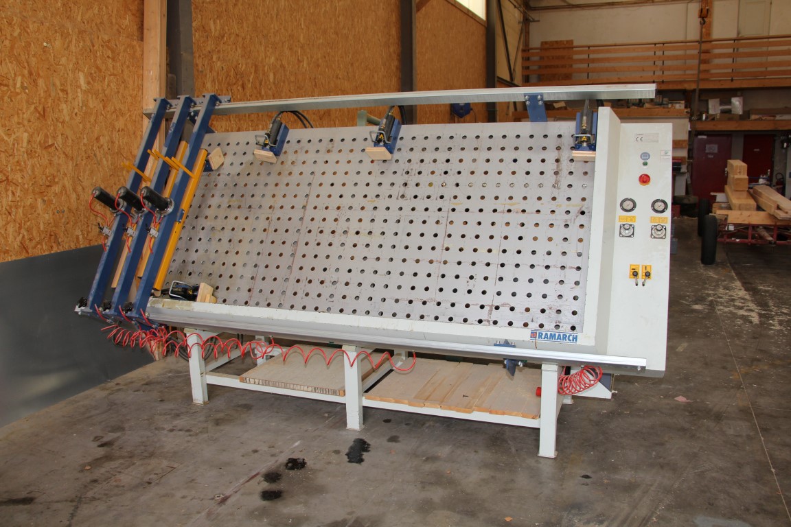 Panel press